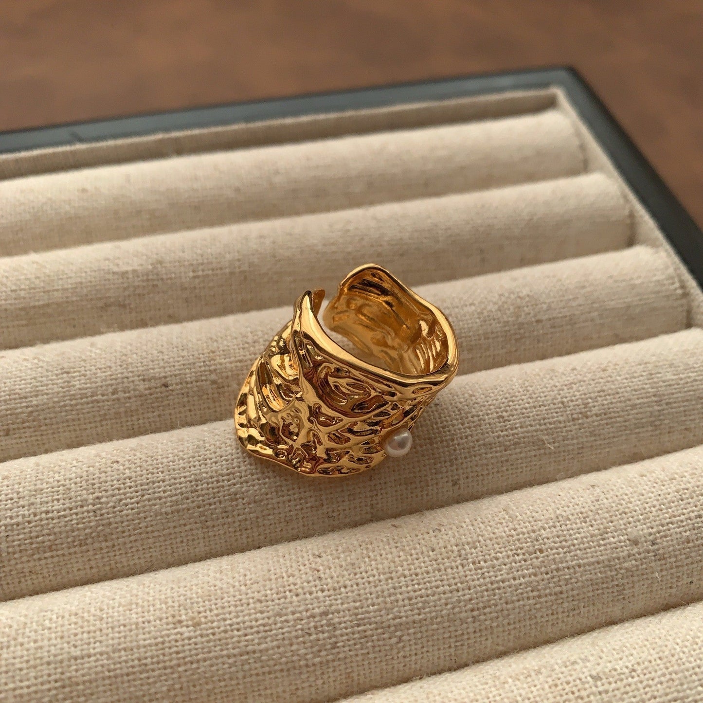 Vintage Gold Pearl Ring