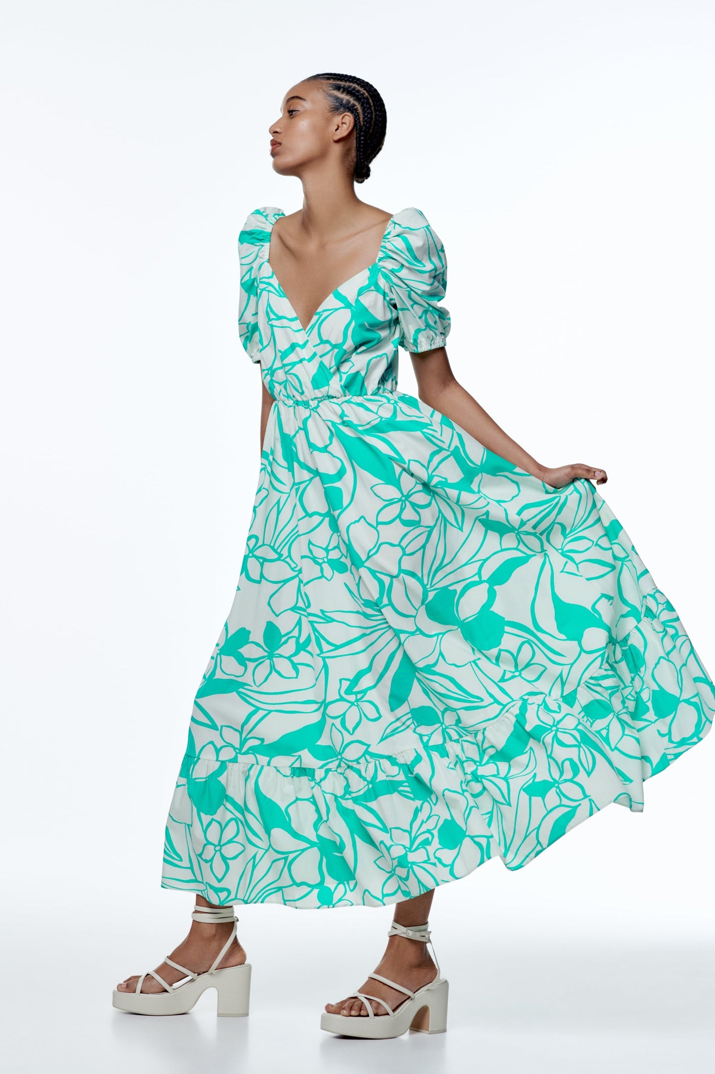Puff Sleeve V-neck Large Hemline Maxi Dress