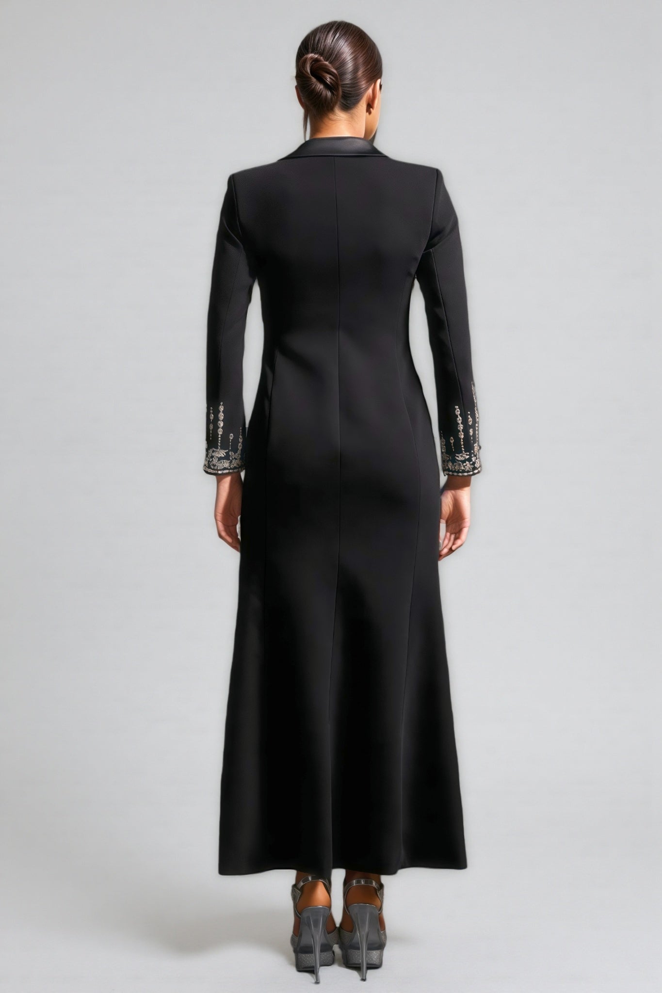 Zeno Deep-v Diamond Suit High Slit Maxi Dress