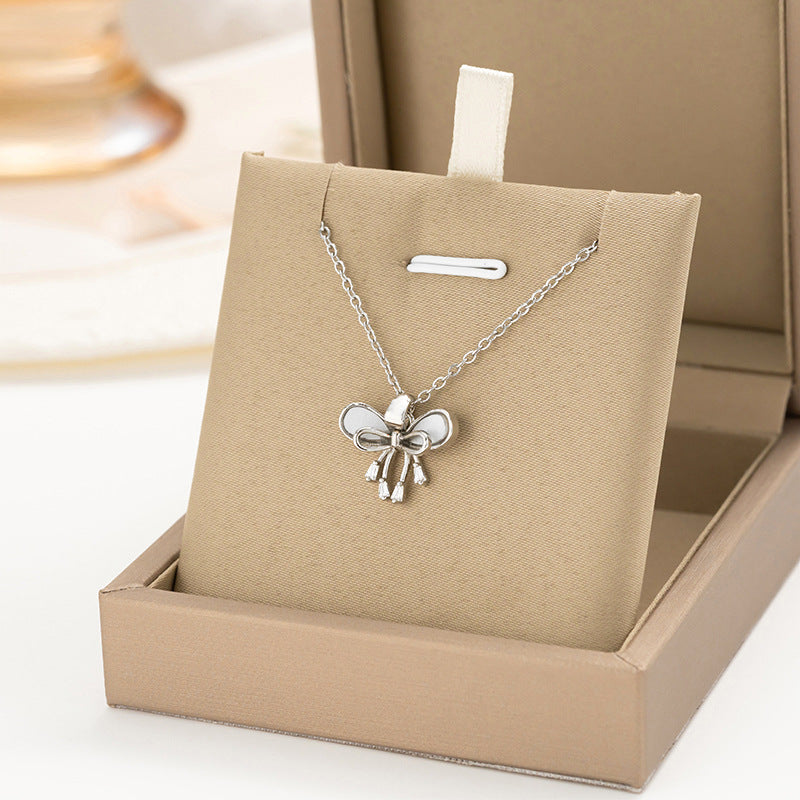 Elegant Bow Necklace
