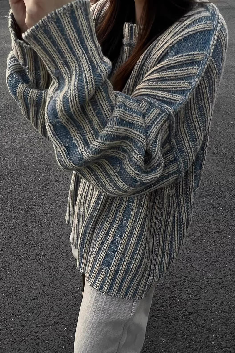 Stripe Weave Contrast Potholes O Neck Sweaters