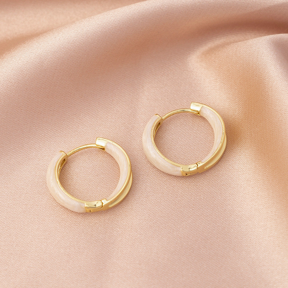 Classic Pearl Earrings