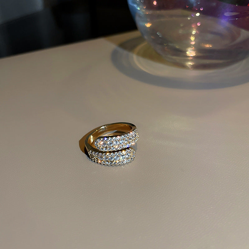 Elegant Crystal Ring