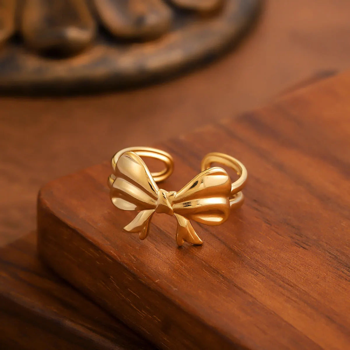 Elegant Bow Ring