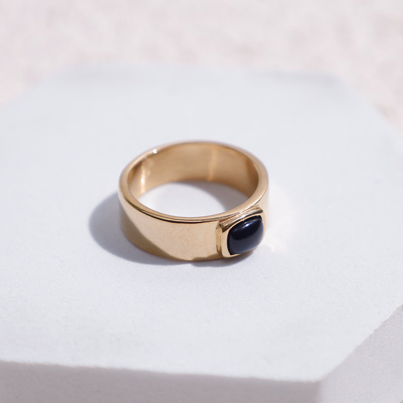 Classic Onyx Ring