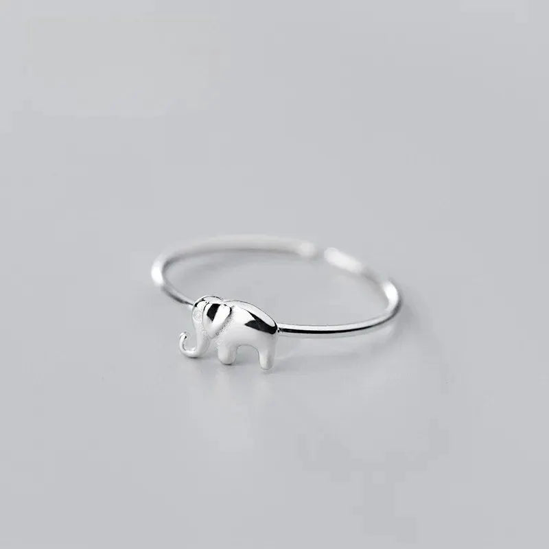 Elegant Silver Elephant Ring