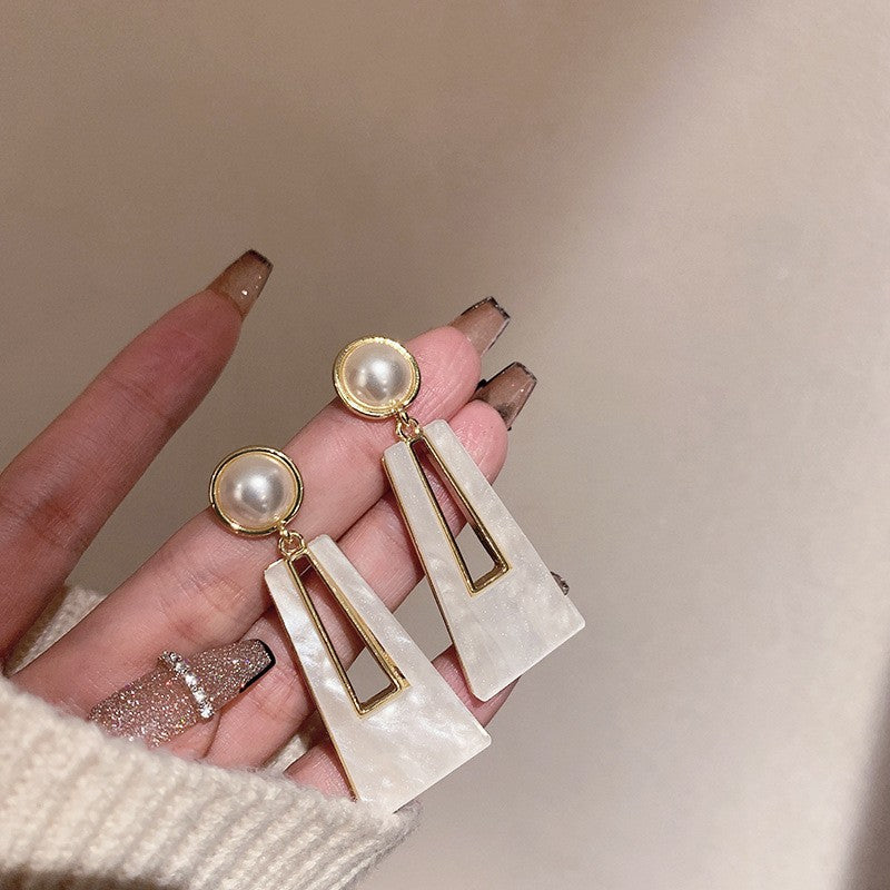 Pearl Drop Earrings