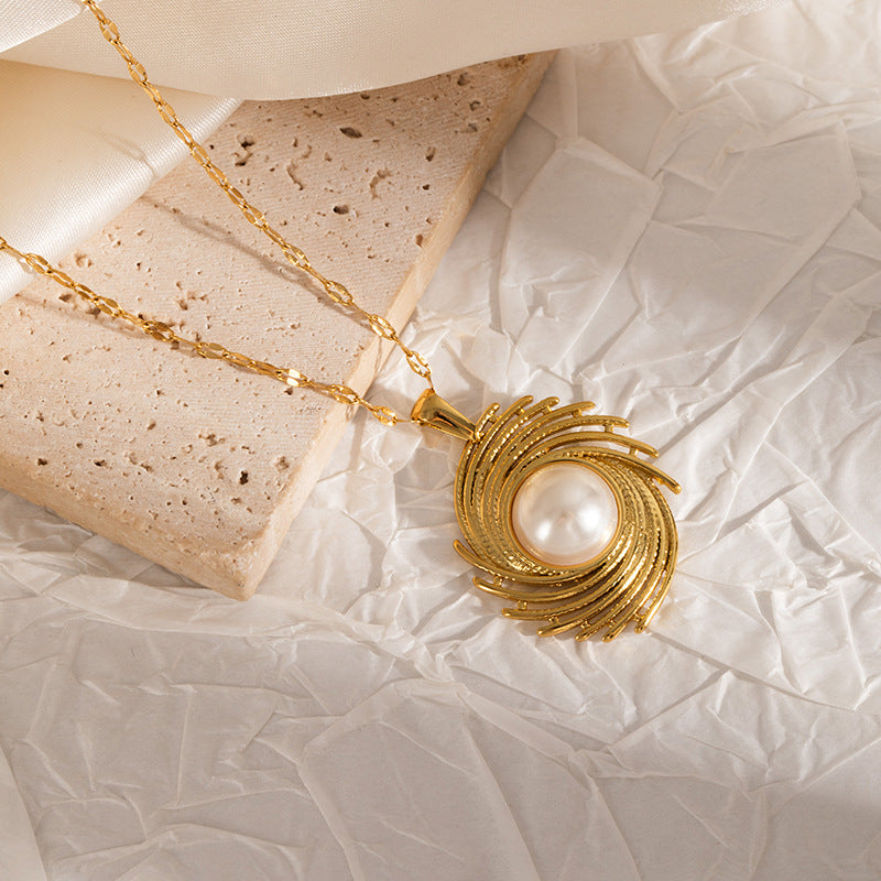 Elegant Pearl Necklace