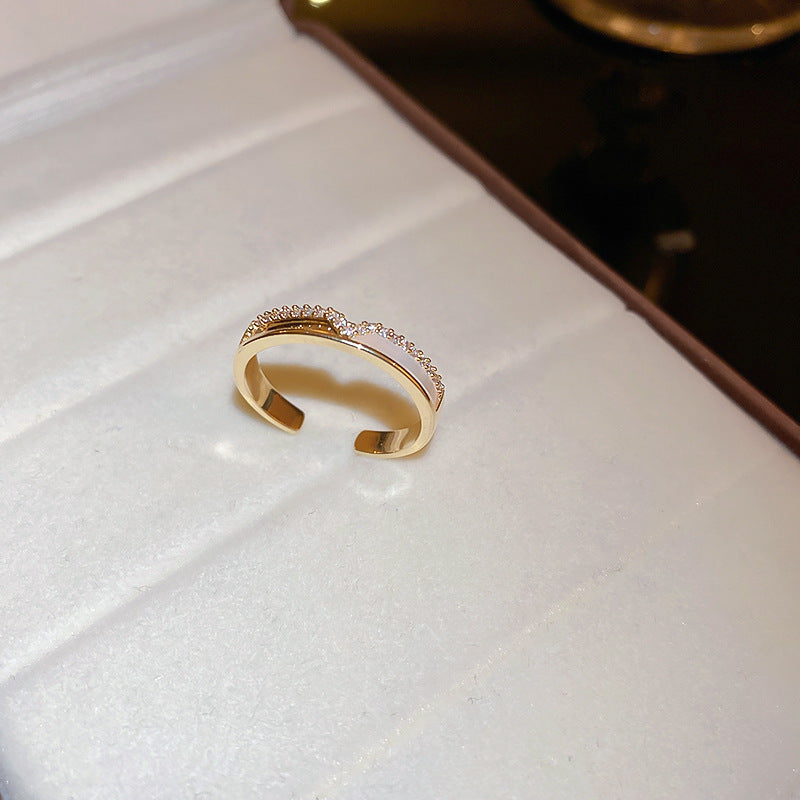 Elegant Gold Crystal Ring
