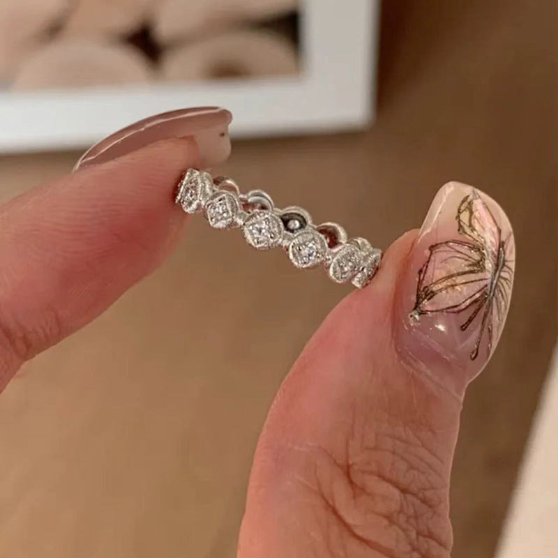 Elegant Diamond Ring
