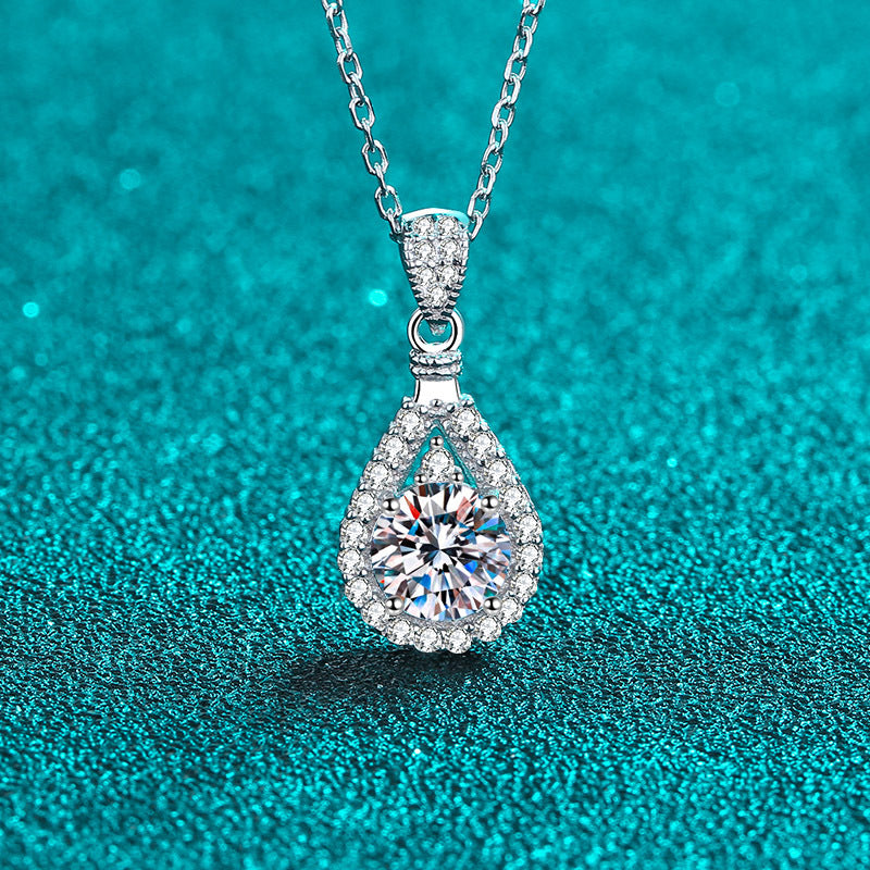 Elegant Silver Teardrop Pendant