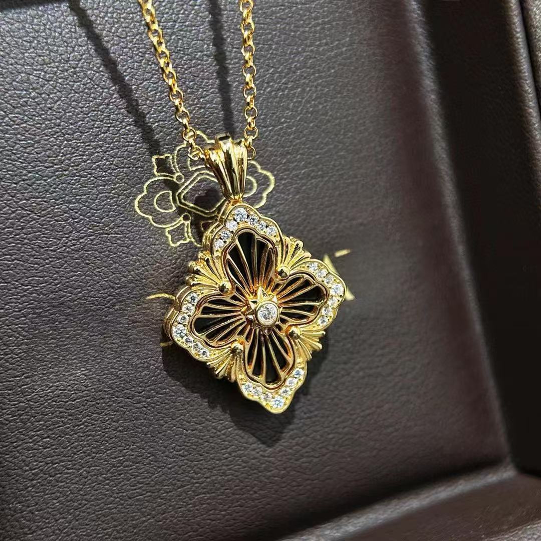 Elegant Floral Gold Necklace