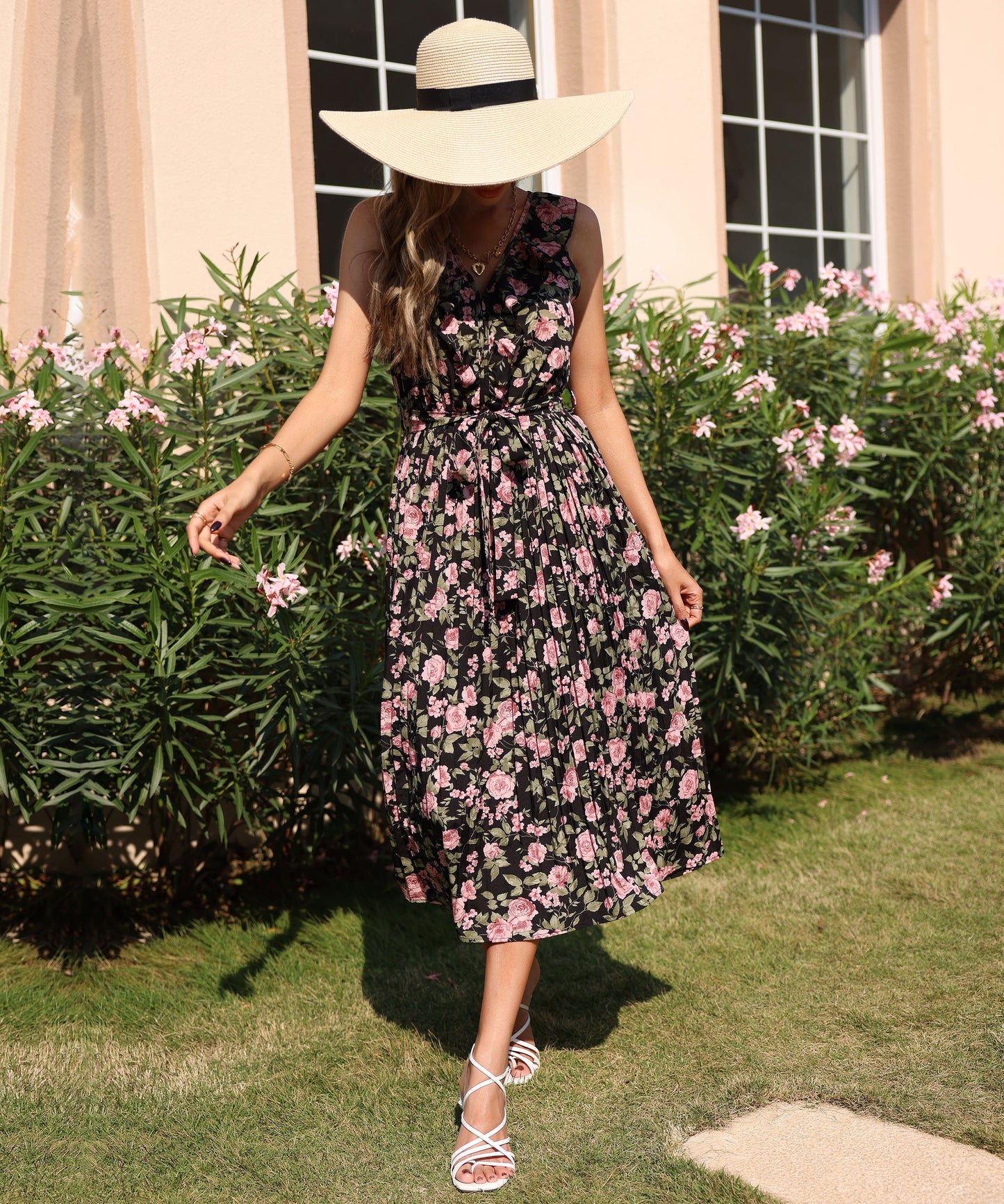 Nicolene Maxi Dress - Black Print