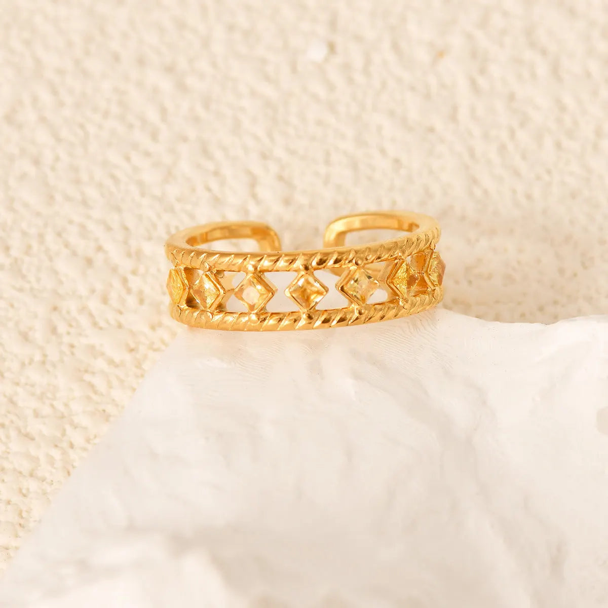 Classic Gold Ring