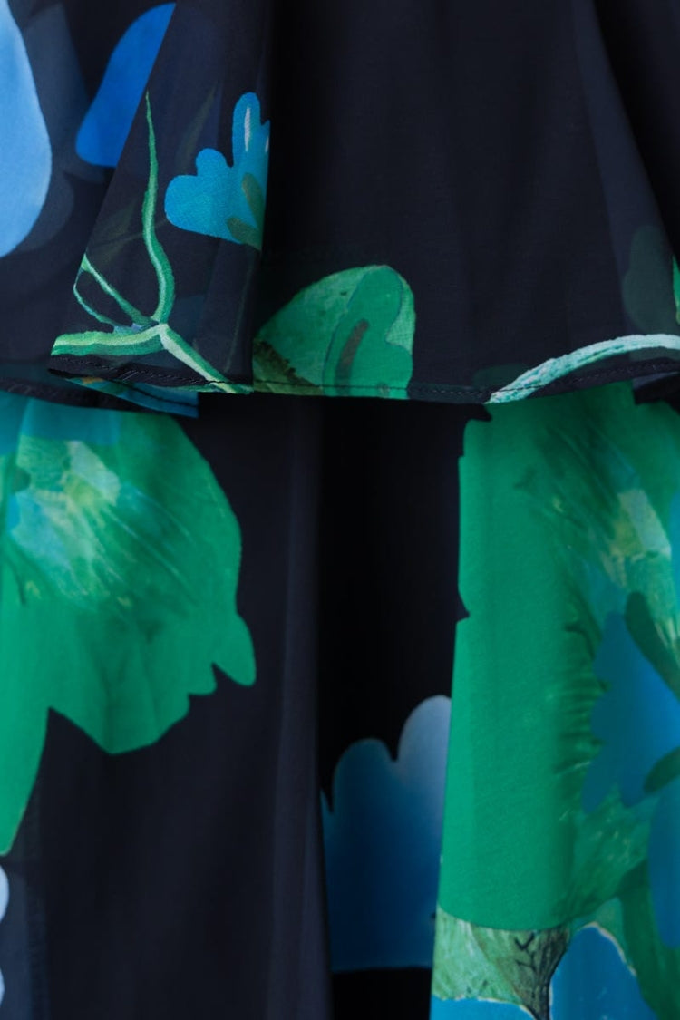 Refreshing Print Back Lace-up Multi-teir Ruffle Hem Maxi Dress