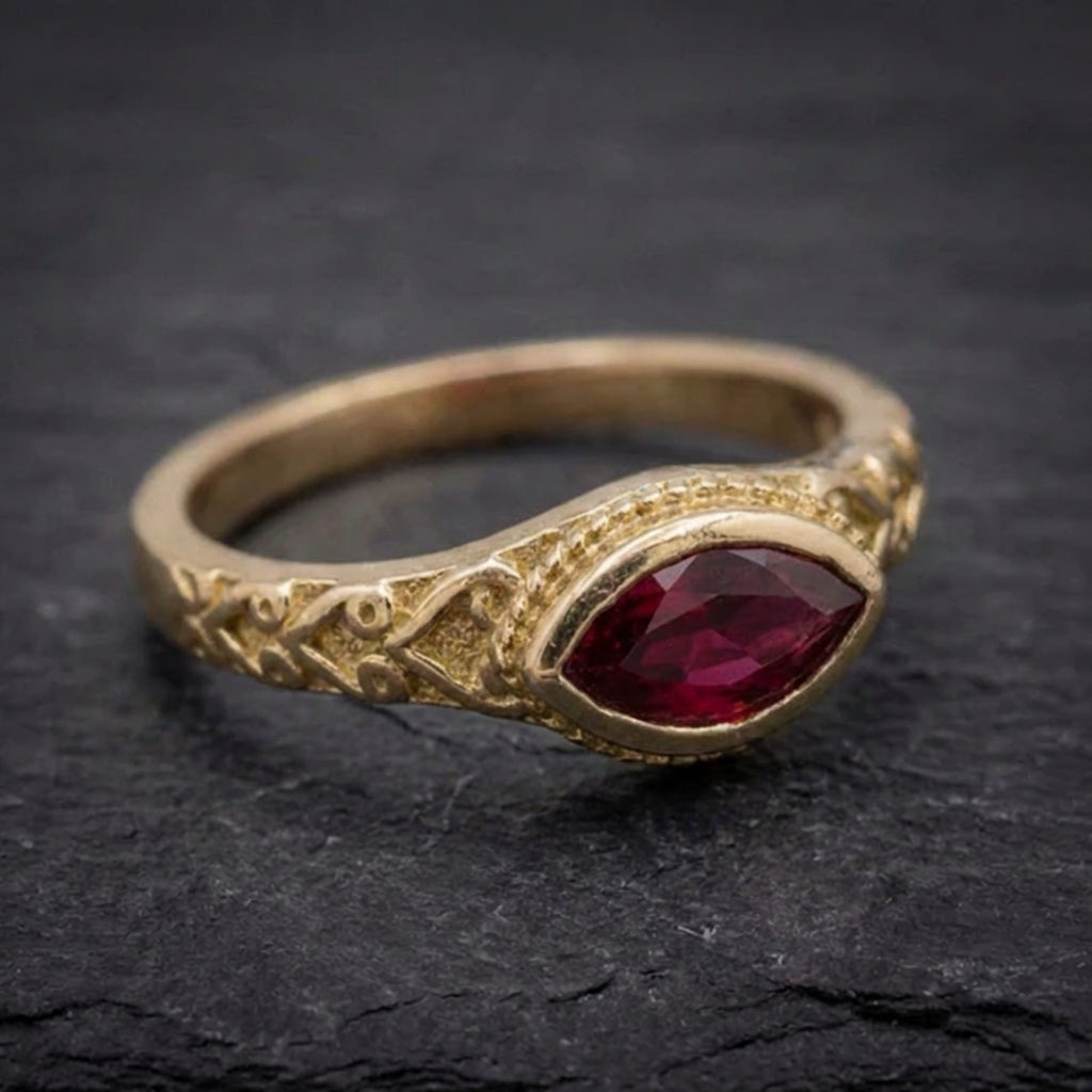 Golden Vintage Ring With Red Crystal