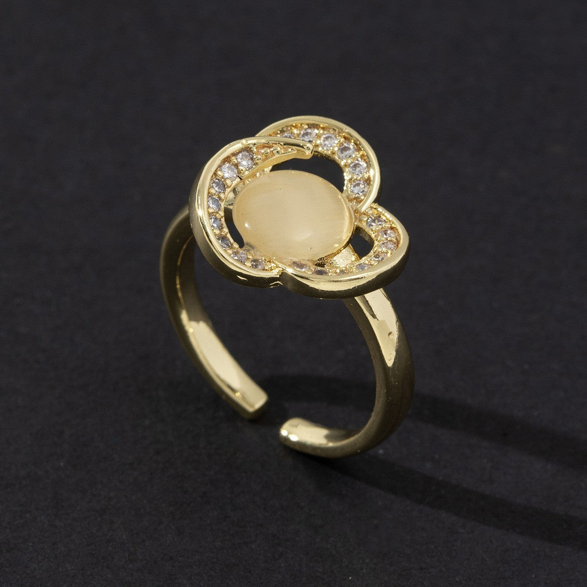 Elegant Opal Gold Ring