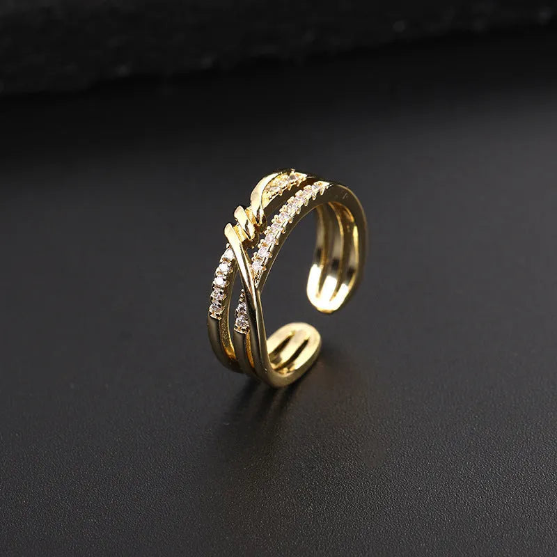 Elegant Gold Diamond Ring