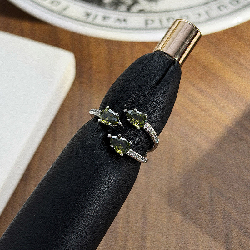 Elegant Peridot Ring