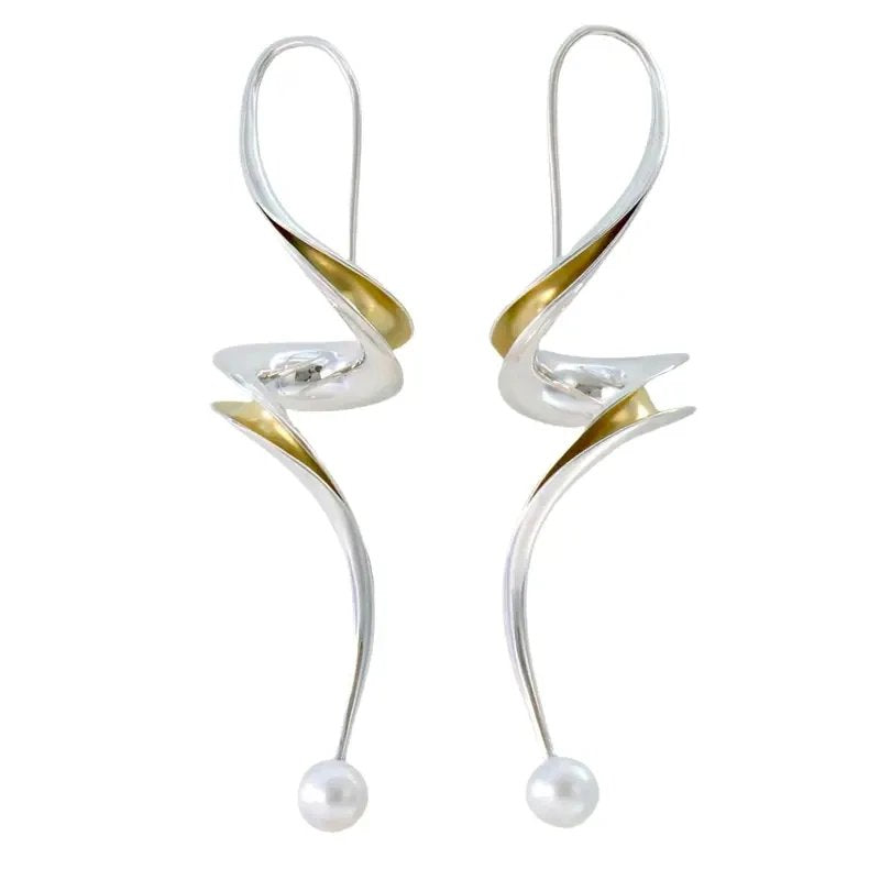 Elegant Pearl Dangle Earrings