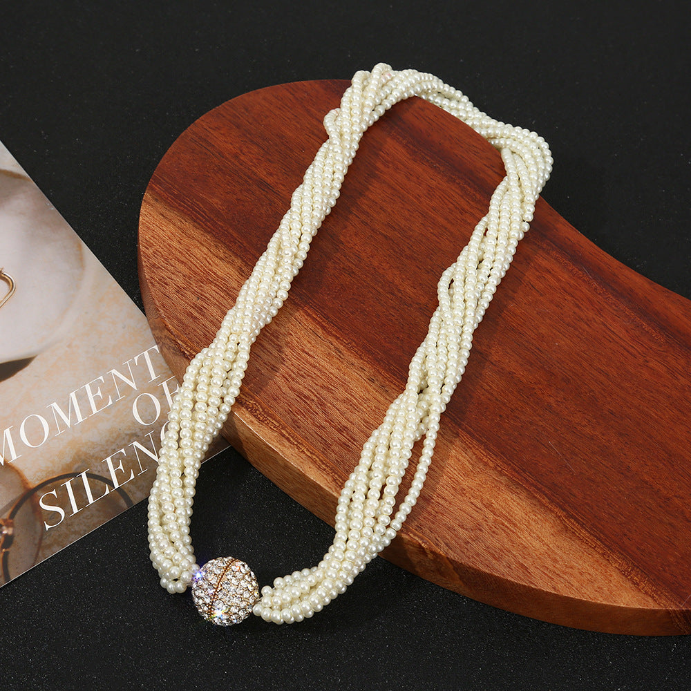Elegant Pearl Necklace