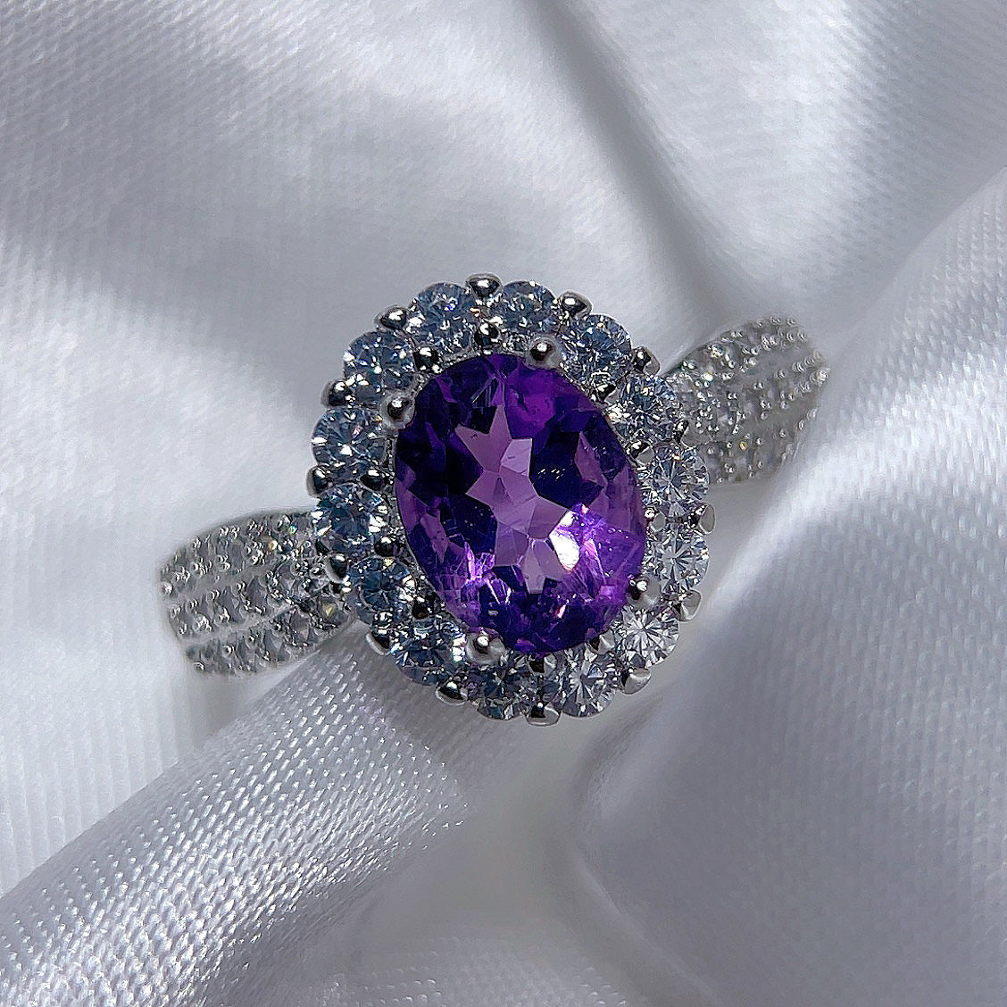 Elegant Amethyst Ring
