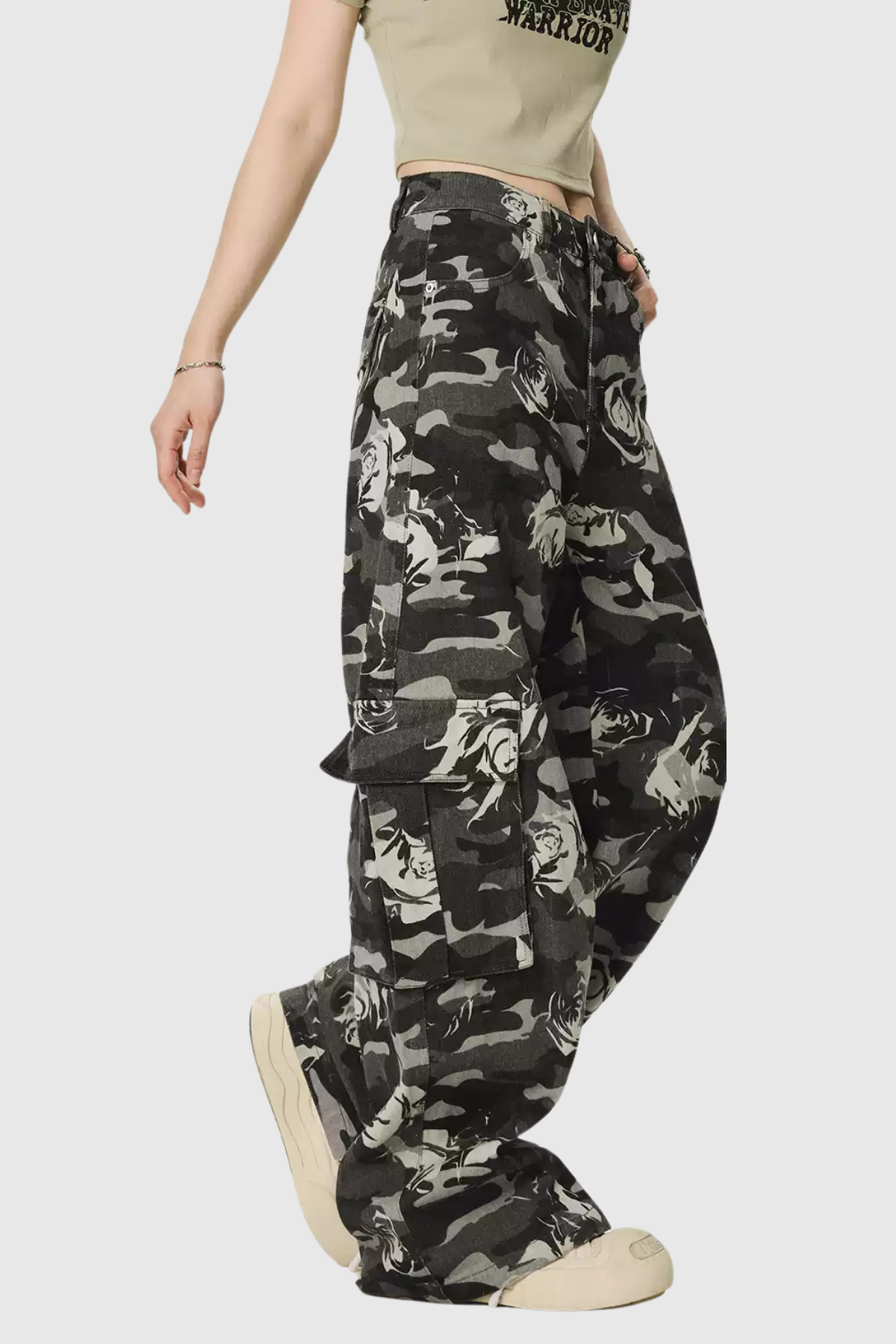 Arawn Camouflage Print Cargo Pants in Black