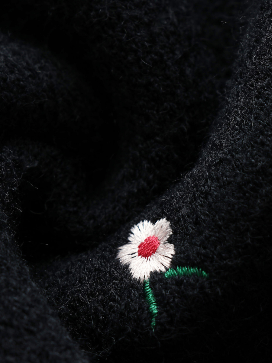 | Black Low V-neck Daisy Embroidered Knit Sweater