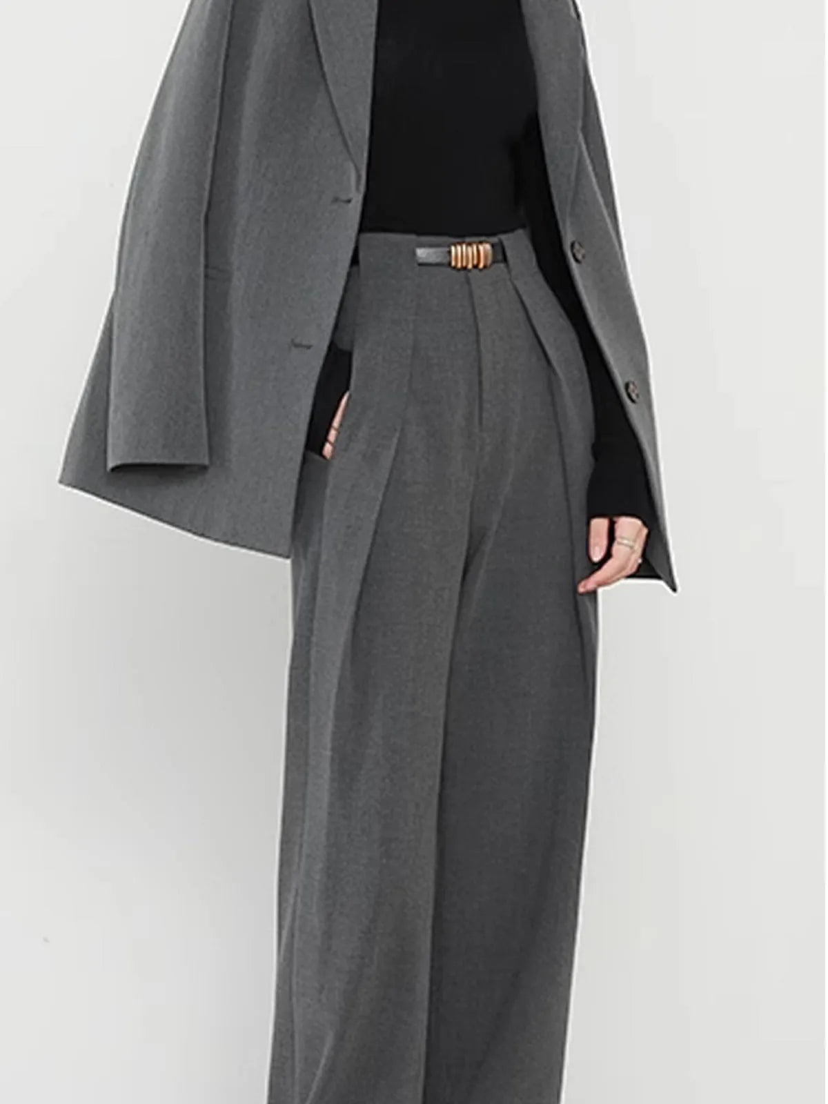 Iaka Grey Middle Waist Pocket Straight Leg Pants