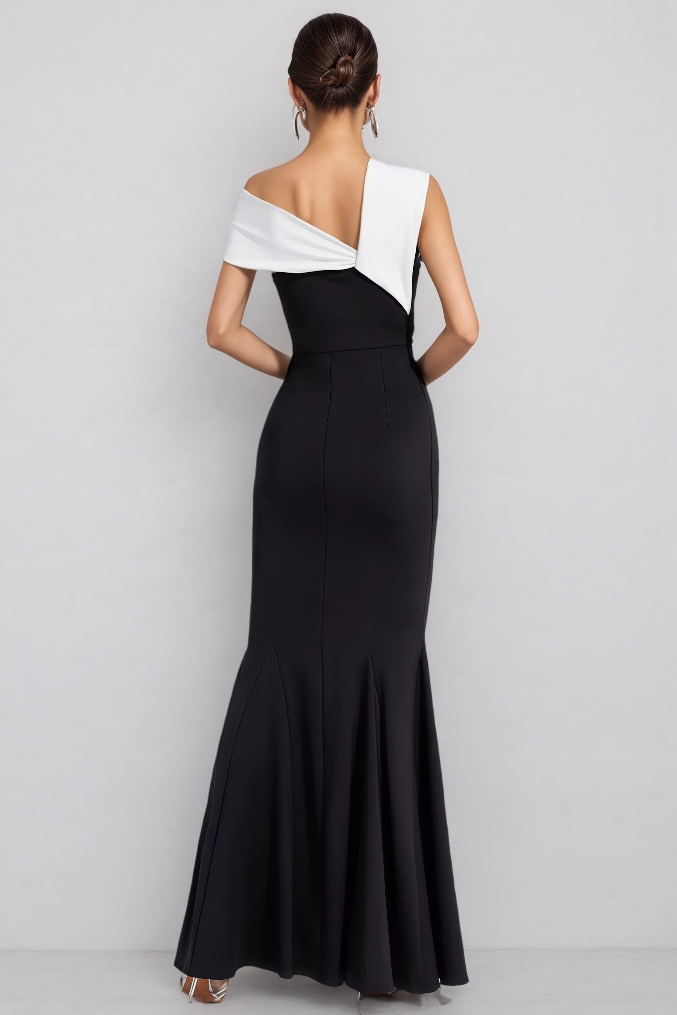 Zora Black Off-shoulder Mermaid Maxi Dress