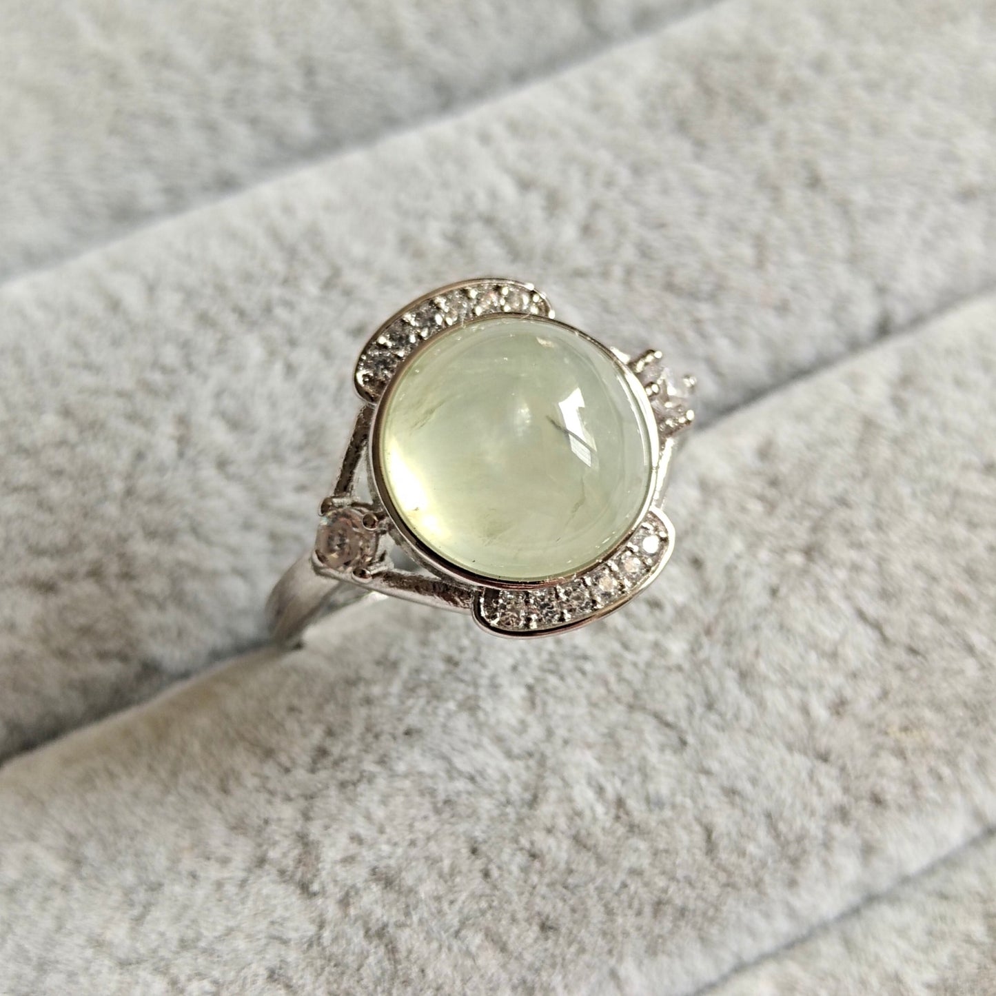 Vintage Prehnite Ring