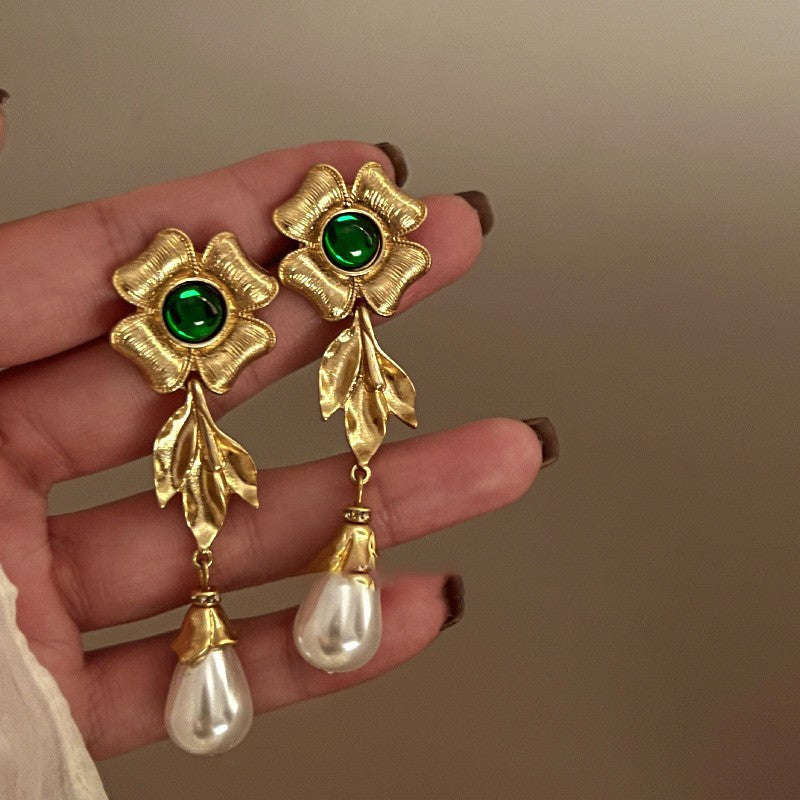 Vintage Gold Pearl Earrings