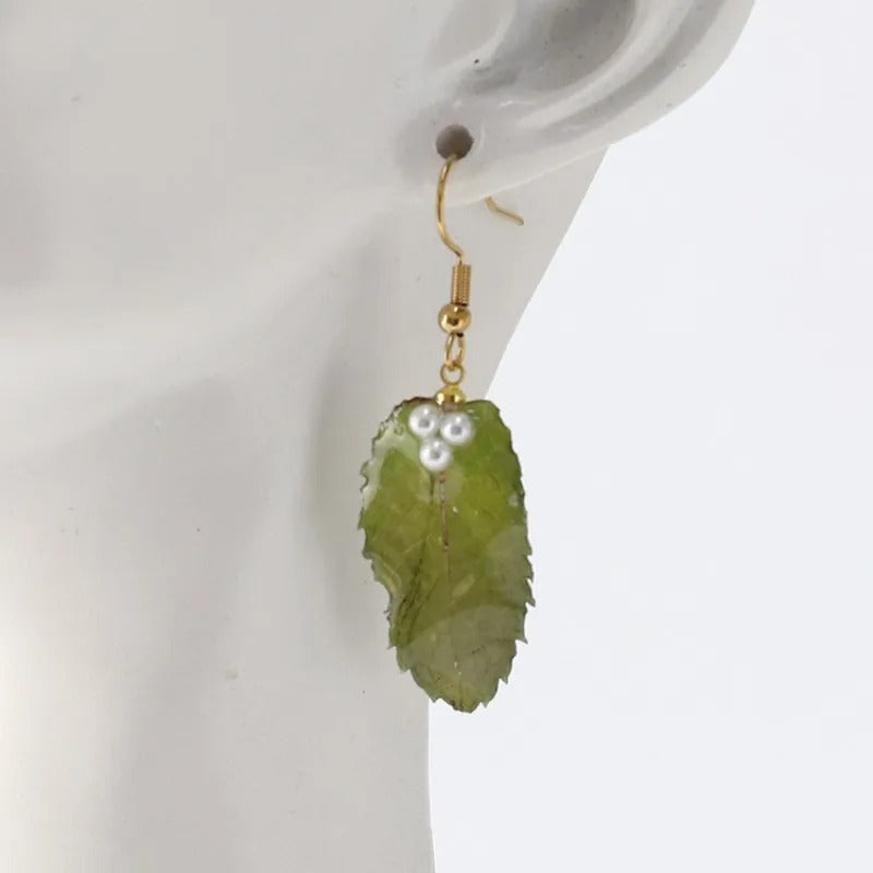 Vintage Green Leaf Earrings