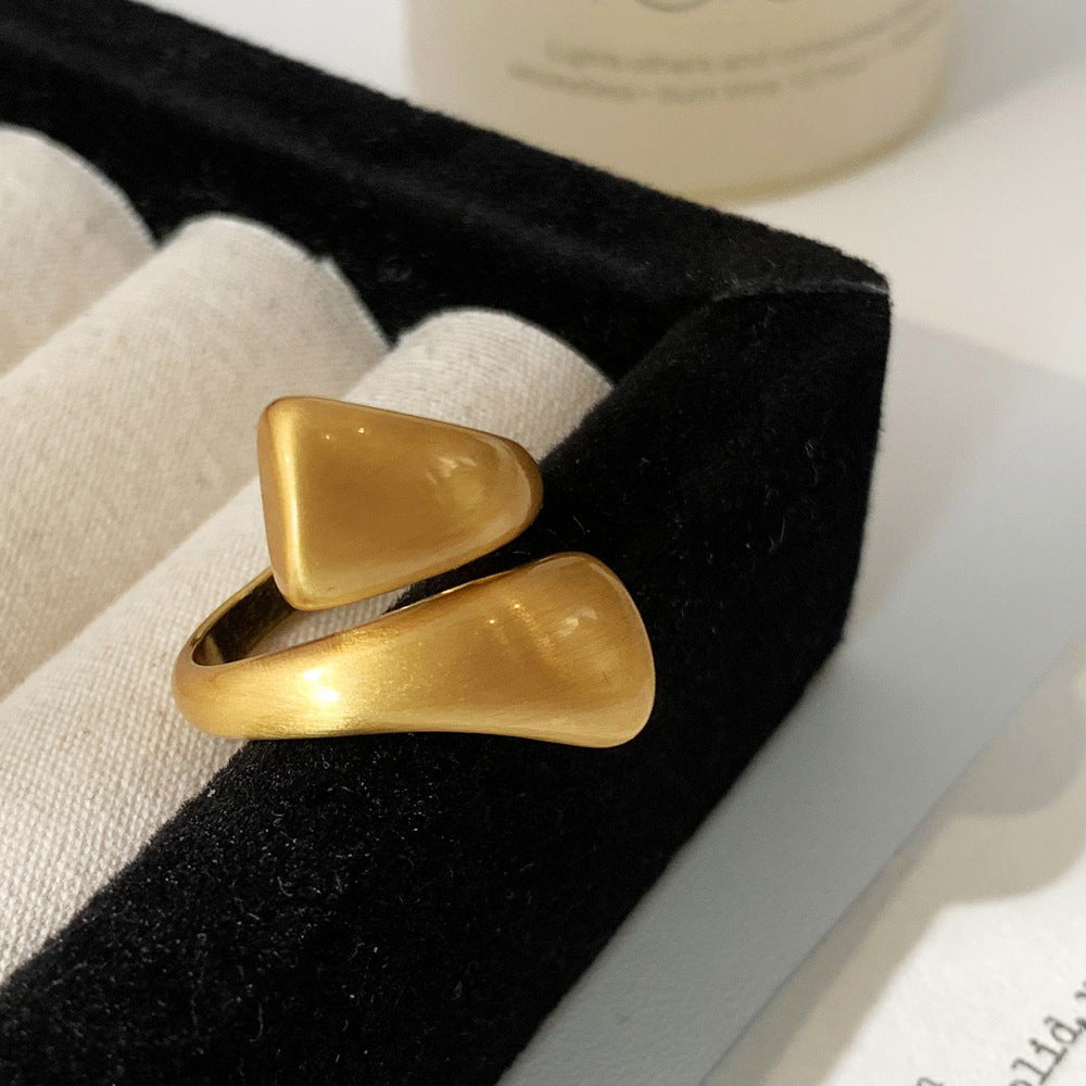 Elegant Gold Ring