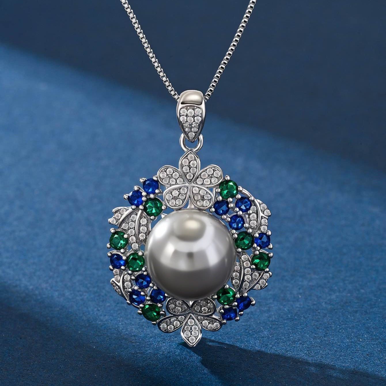 Elegant Pearl Gemstone Necklace