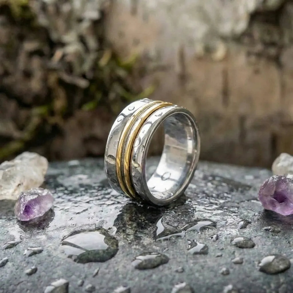 Elegant Two Tone Wire Ring