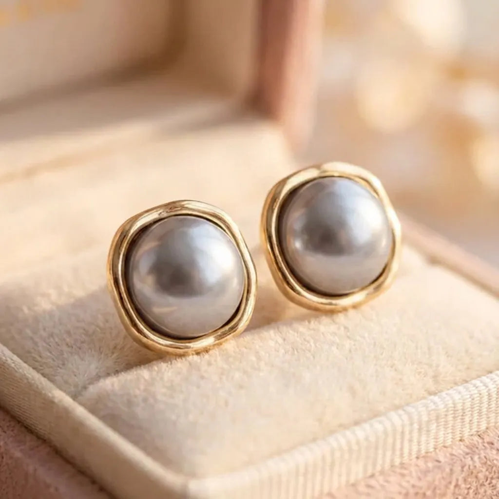 Elegant Black Pearl Earrings