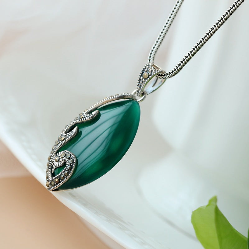 Vintage Green Agate Necklace