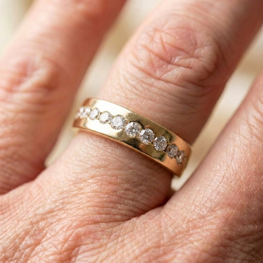 Vintage Zirconia Gold Ring