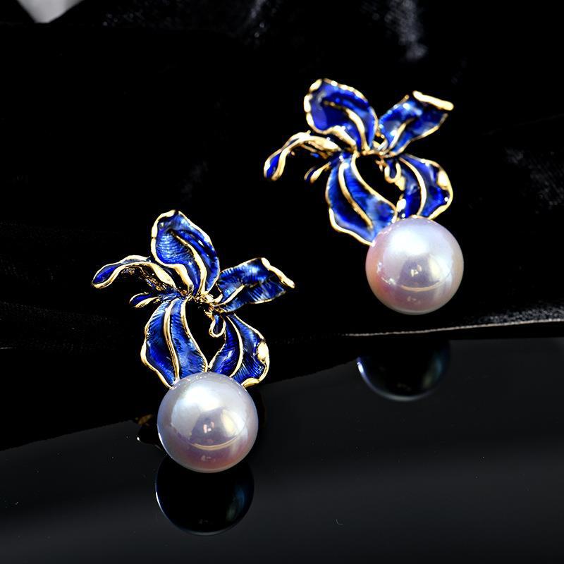 Elegant Pearl Iris Earrings