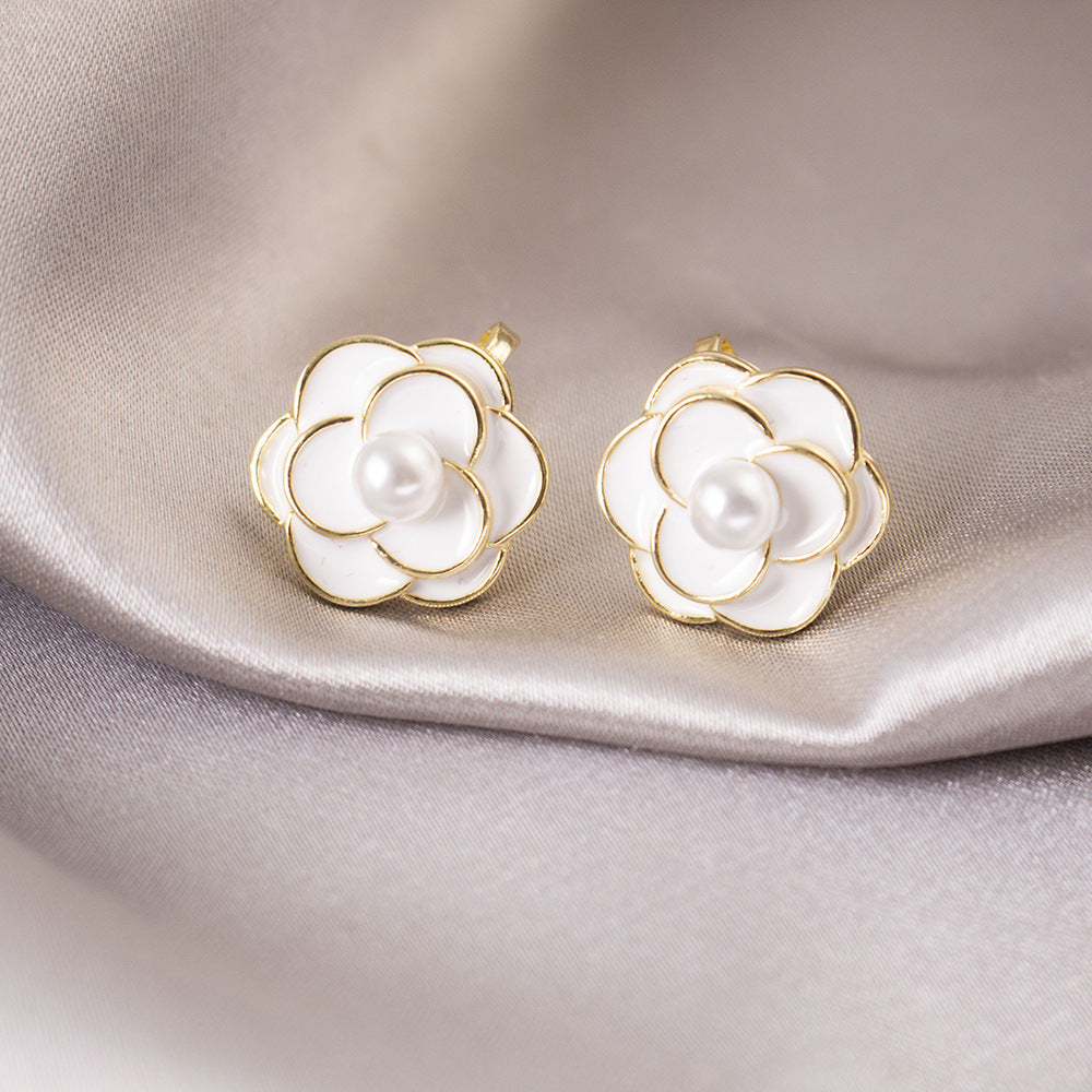 Elegant Pearl Earrings