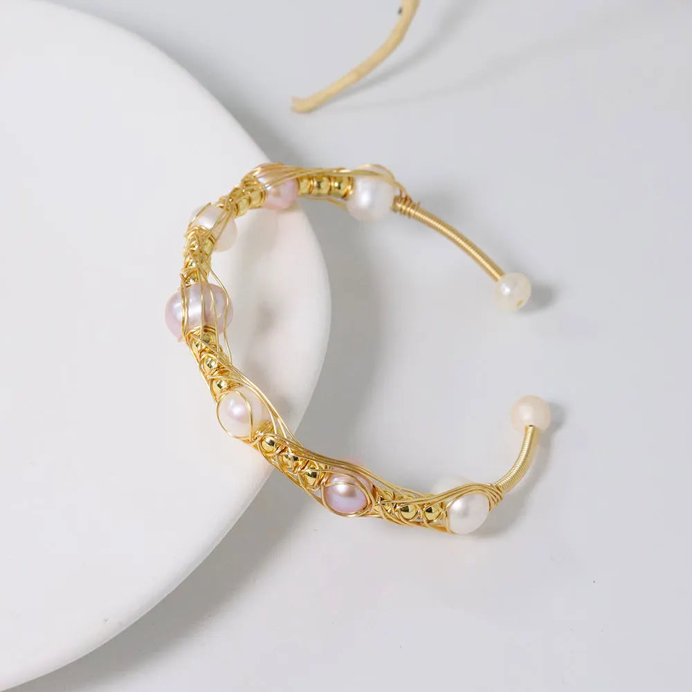 Elegant Pearl Bracelet