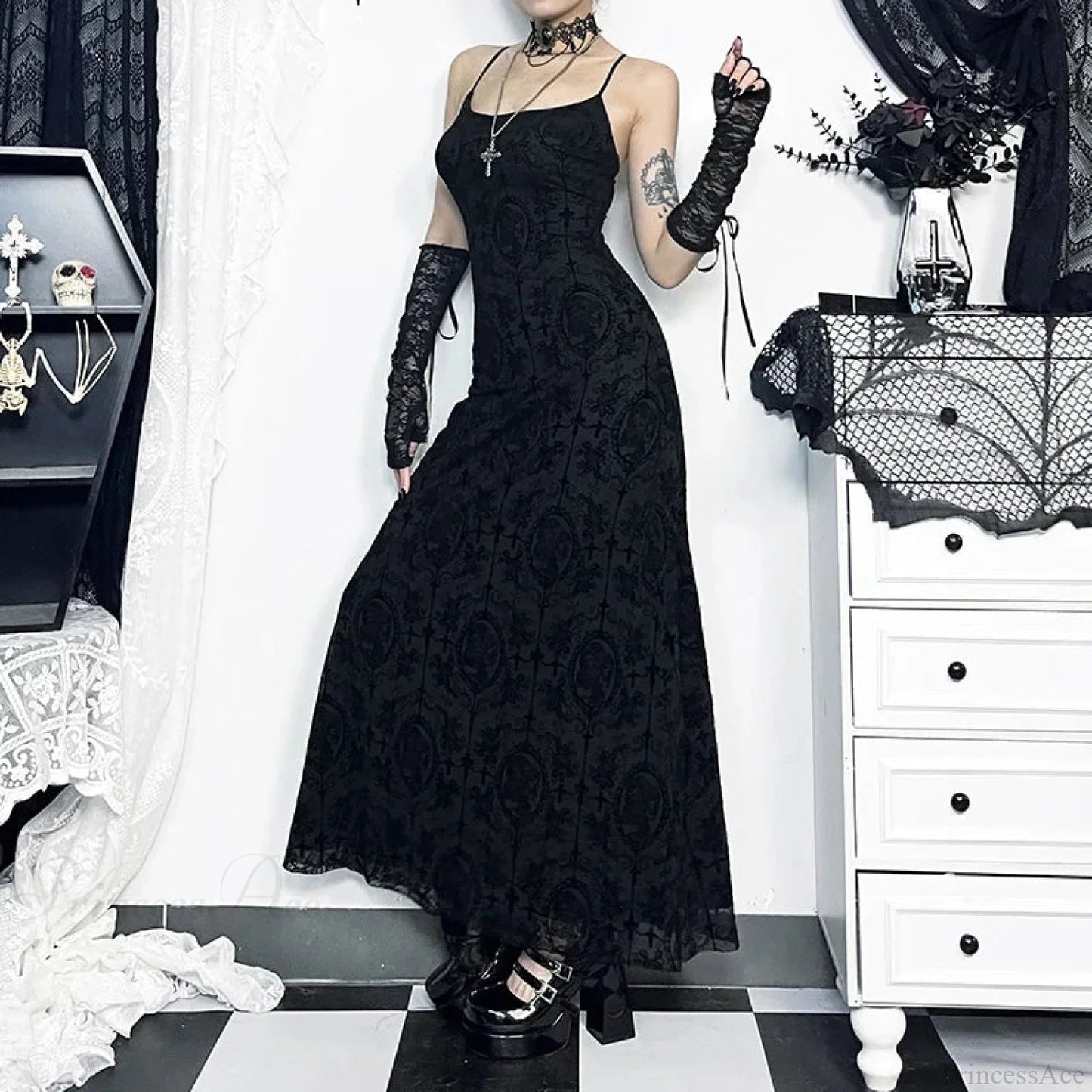 Gathering Net Celebration Sling Maxi Dress