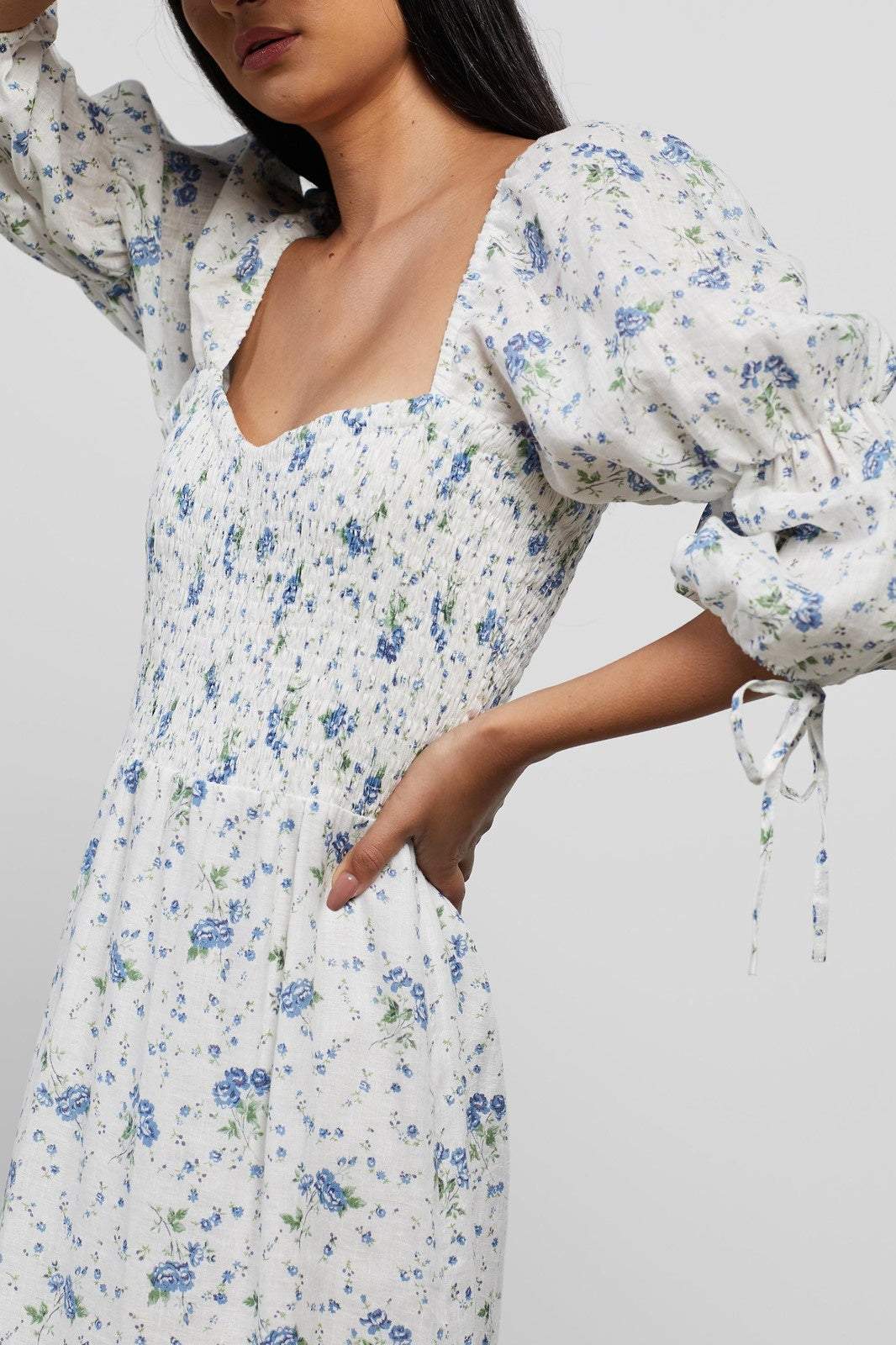 Sweetheart Neck Midi Dress