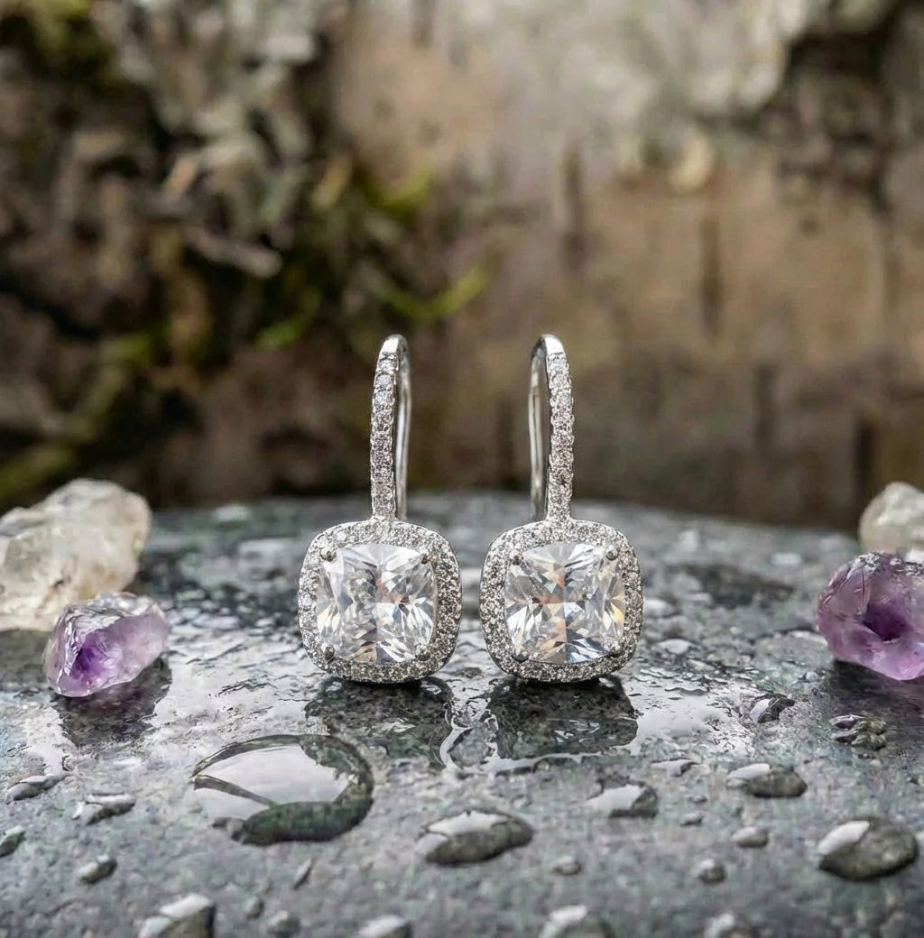 Exquisite Fashion White Zircon Dangle Earrings