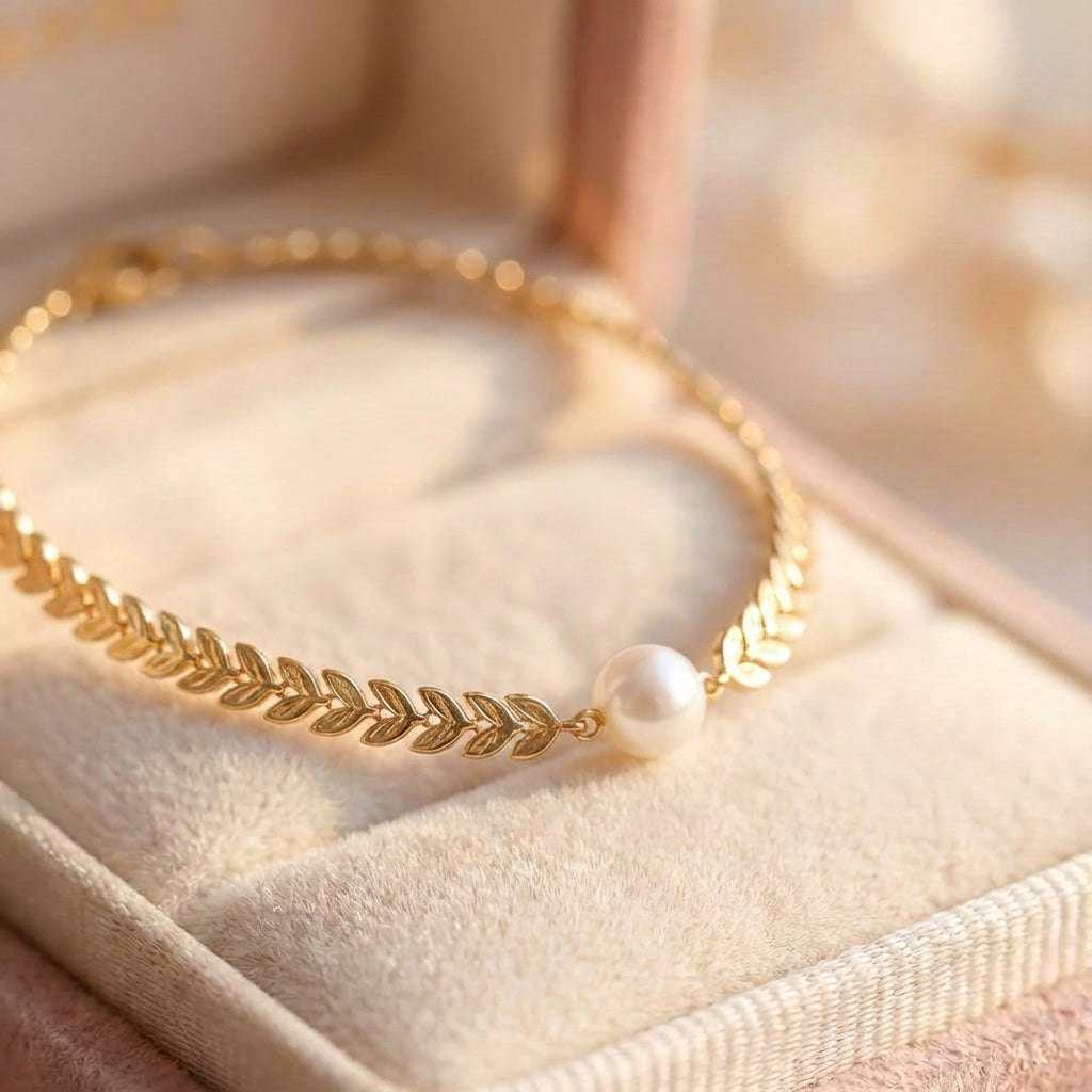 Greek Pearl Necklace In Gold