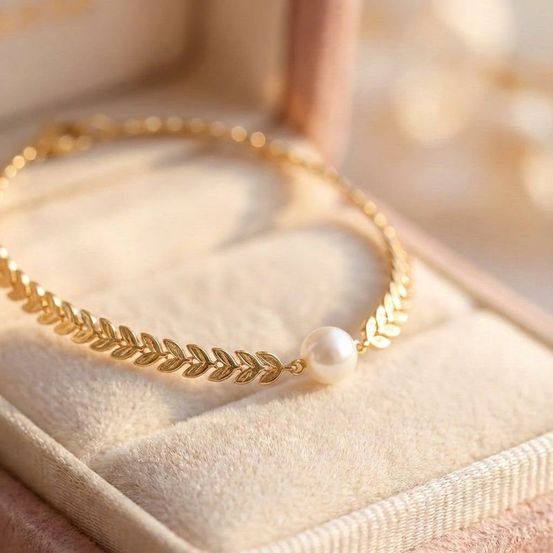 Greek Pearl Necklace In Gold
