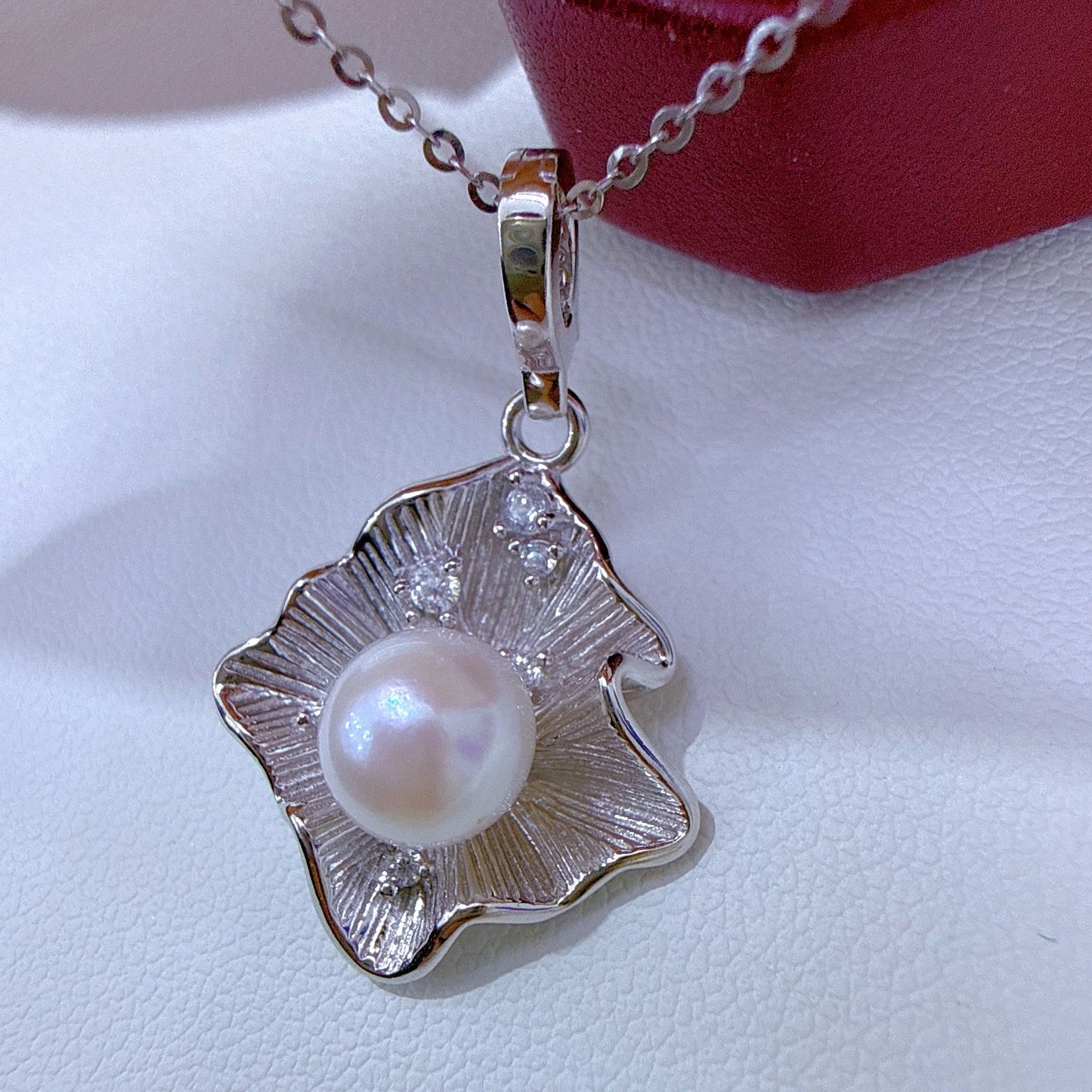 Elegant Pearl Necklace