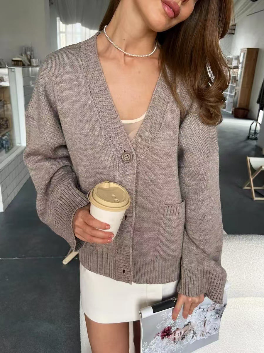 V-neck Pocket Knit Cardigan