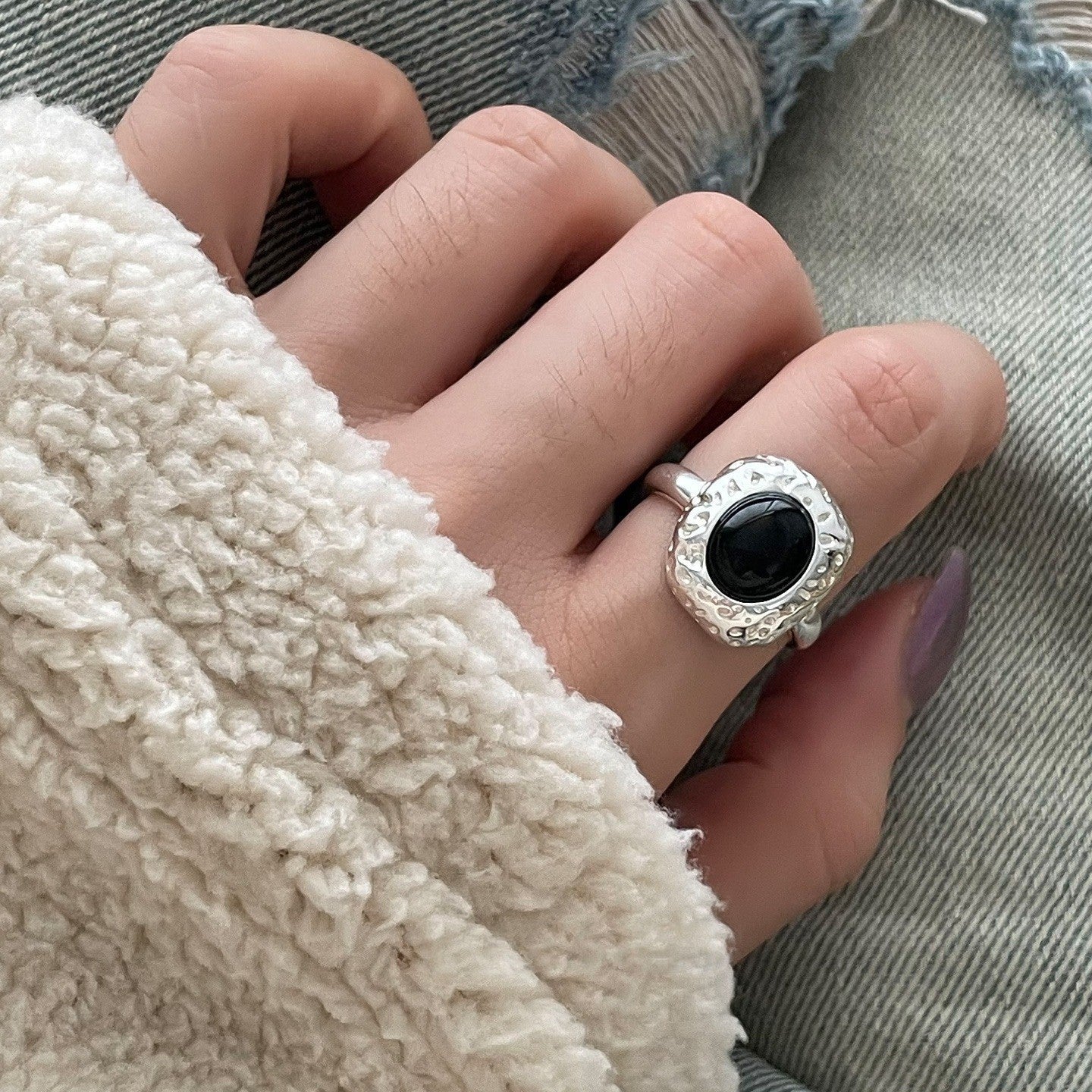 Classic Onyx Ring